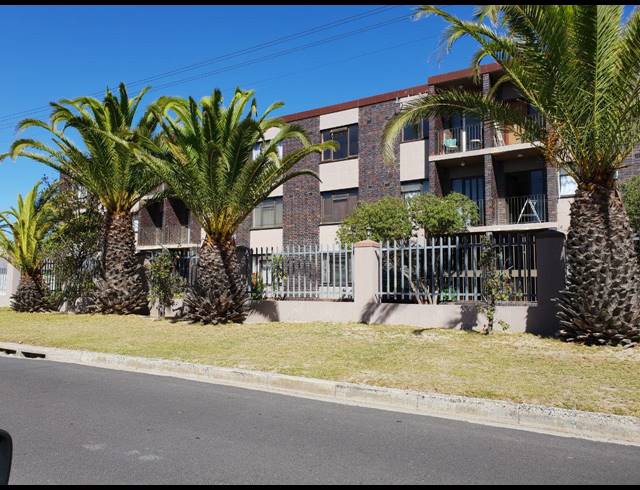 2 BEDROOM APARTMENT RENTED IN WAVES EDGE